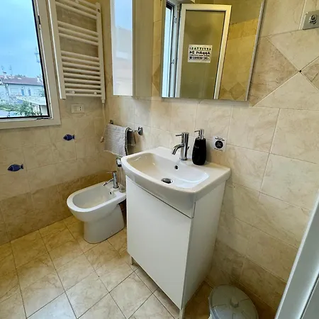 24 Center Parking And Sea Design District *